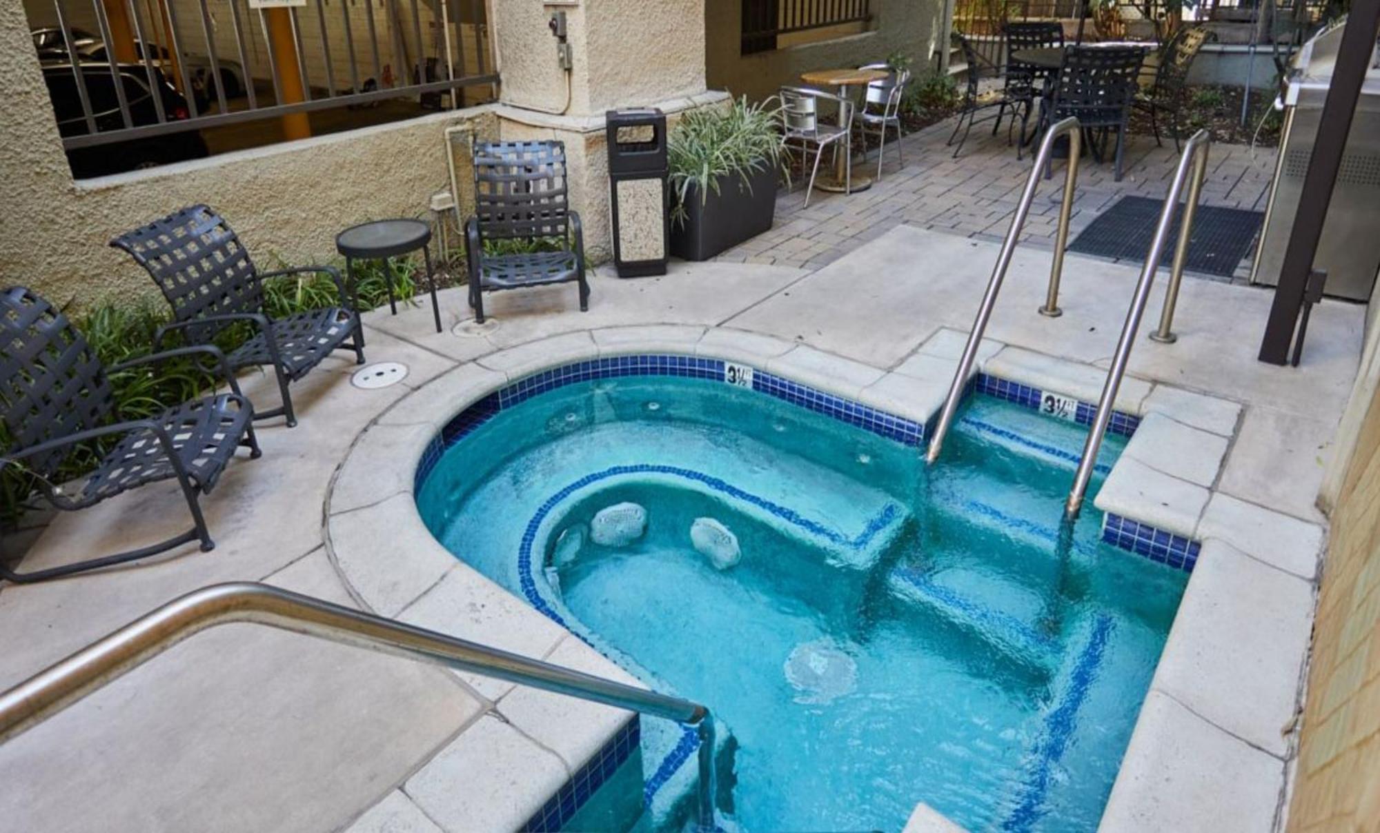 Beverly Hills 2 Bed 2 Bath Penthouse With Den And Parking 414 Los Angeles Exterior foto
